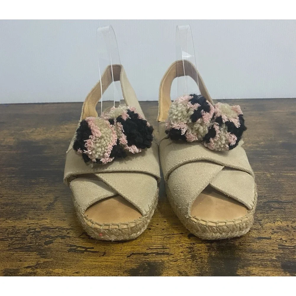 Naguisa Espadrille‎ Peep Toe Sandals Sz 10 Beige Pom Poms Ankle Strap